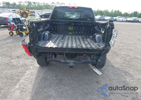 2019 Chevrolet Silverado 1500 Ld Silverado Custom z USA, uszkodzony, nr VIN 2GCVKMEC8K1161441